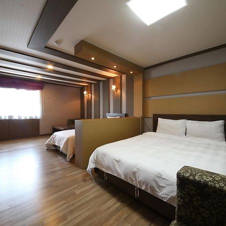 Yes Motel Gunsan Ngoại thất bức ảnh