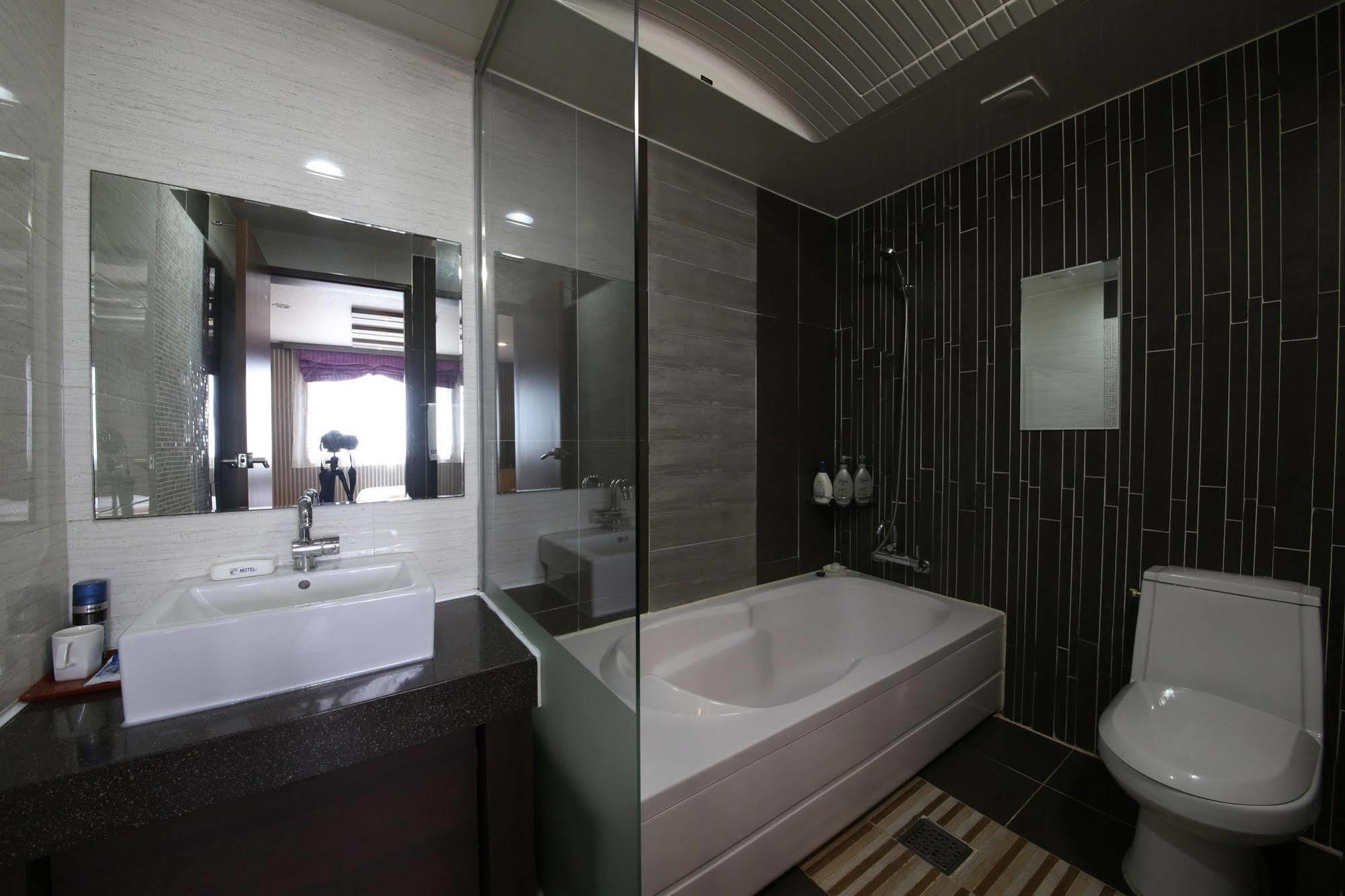 Yes Motel Gunsan Ngoại thất bức ảnh