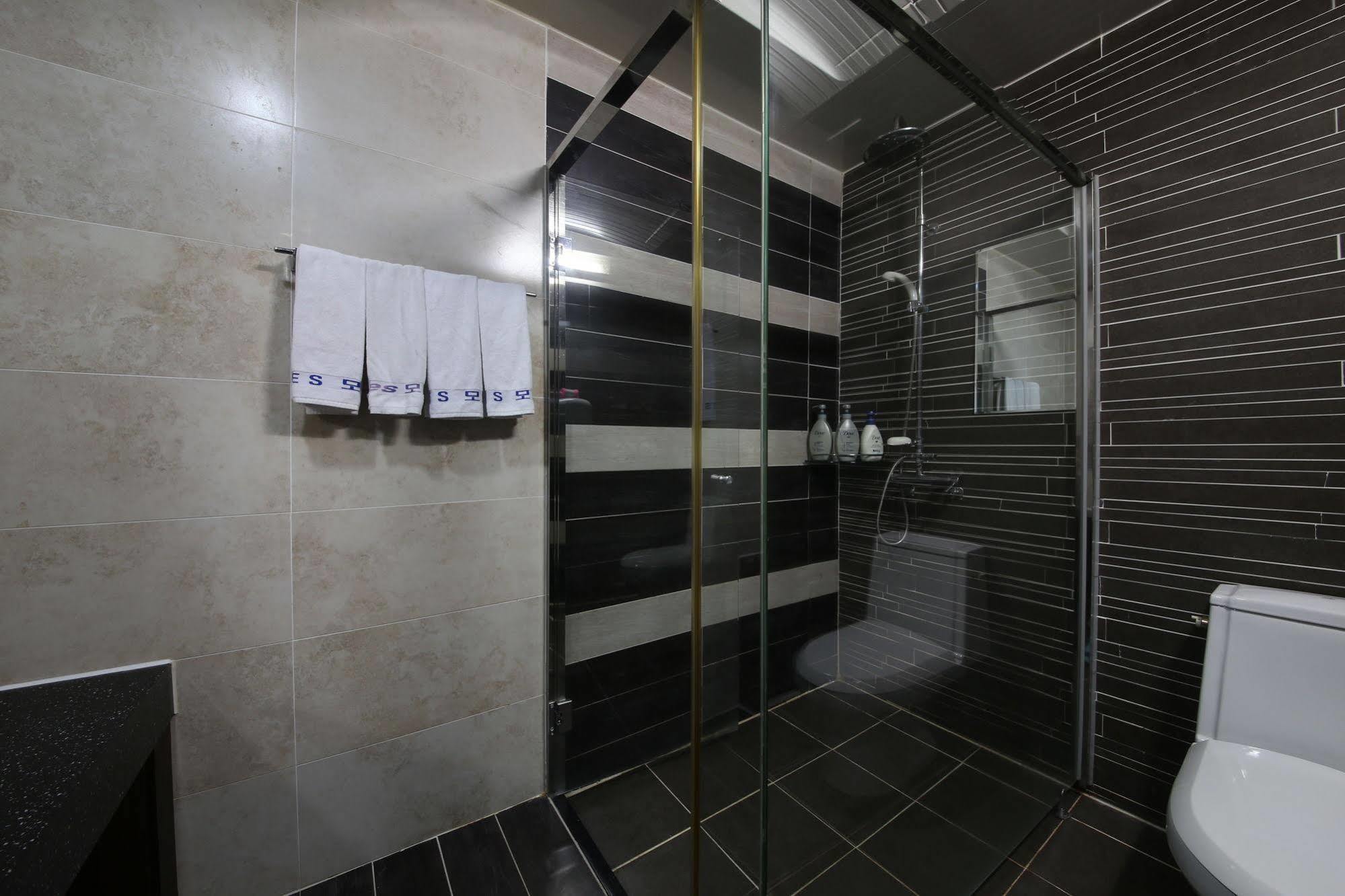 Yes Motel Gunsan Ngoại thất bức ảnh